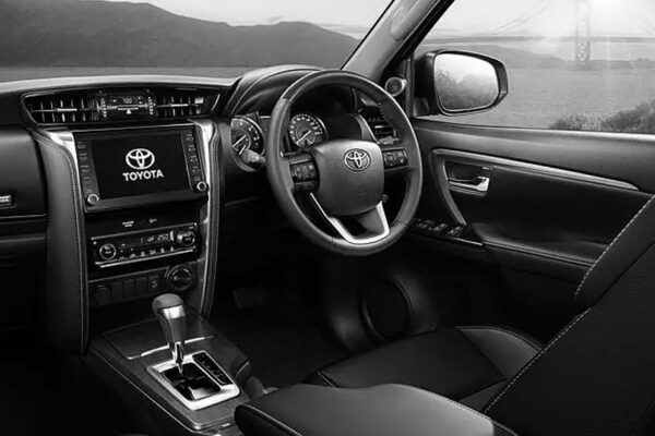 Toyota-Fortuner-mid-size-SUV-interior-2